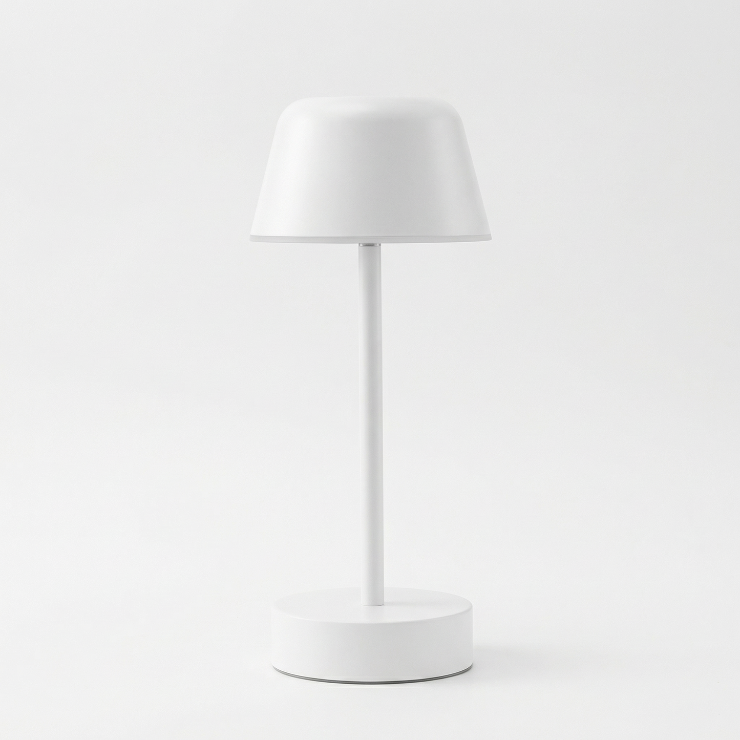 NALU™ Cordless Table Lamp